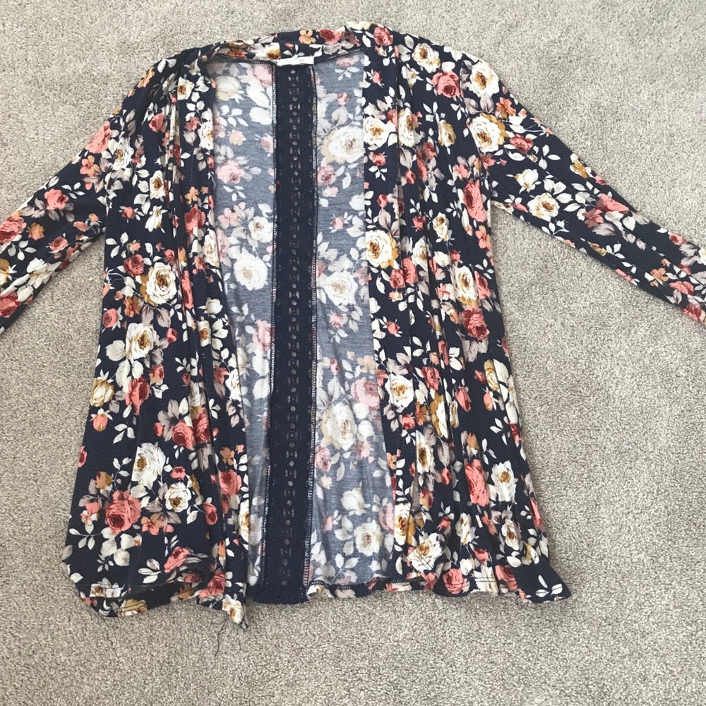 Maurices floral cardigan with lace down back